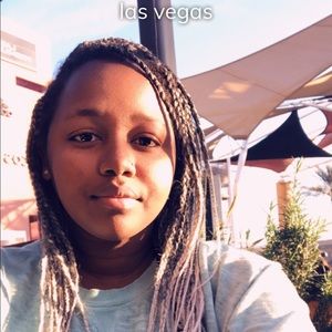 Meet your Posher, Fatima